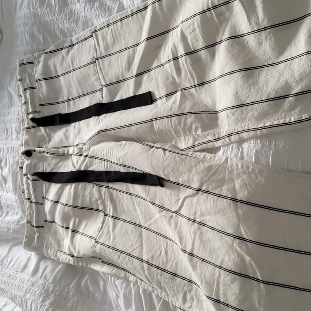 Pin stripe wide leg pants